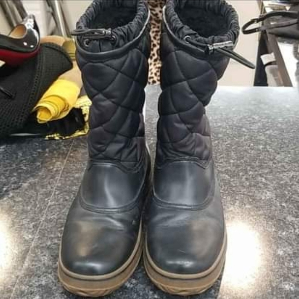 Coach boots